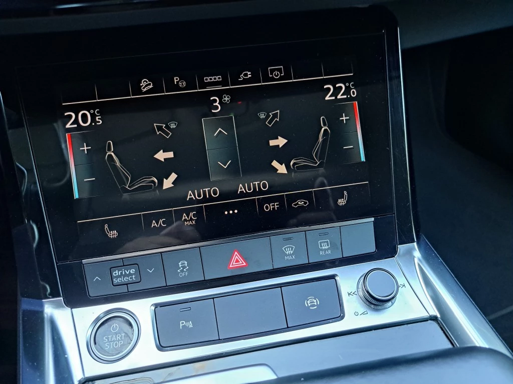 Audi e-tron – foto 12