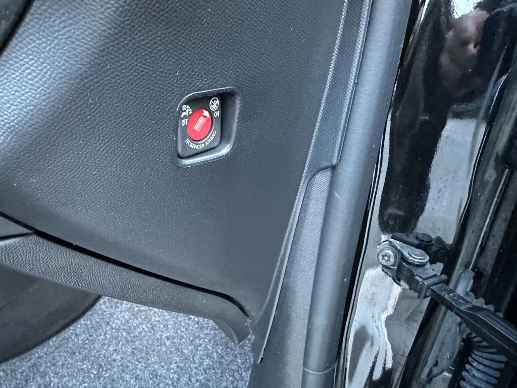 Peugeot 208 – foto 10