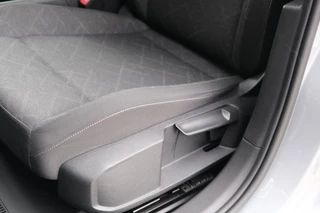 Volkswagen Golf – thumbnail 34