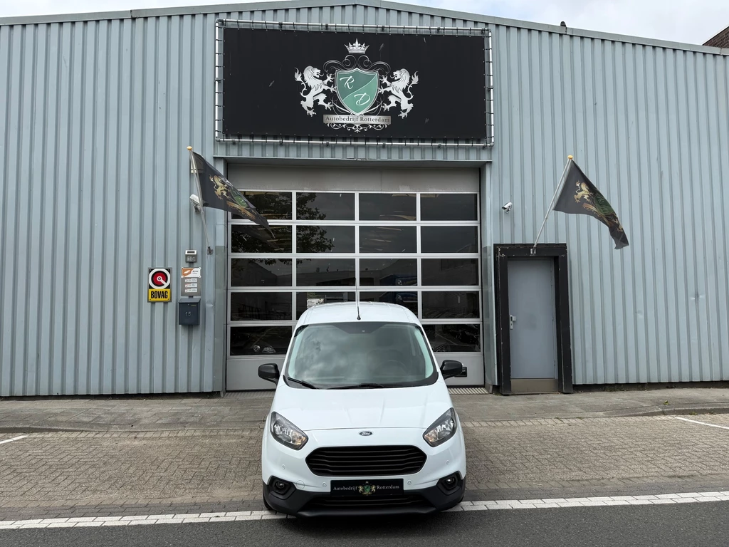 Ford Transit Courier – foto 22