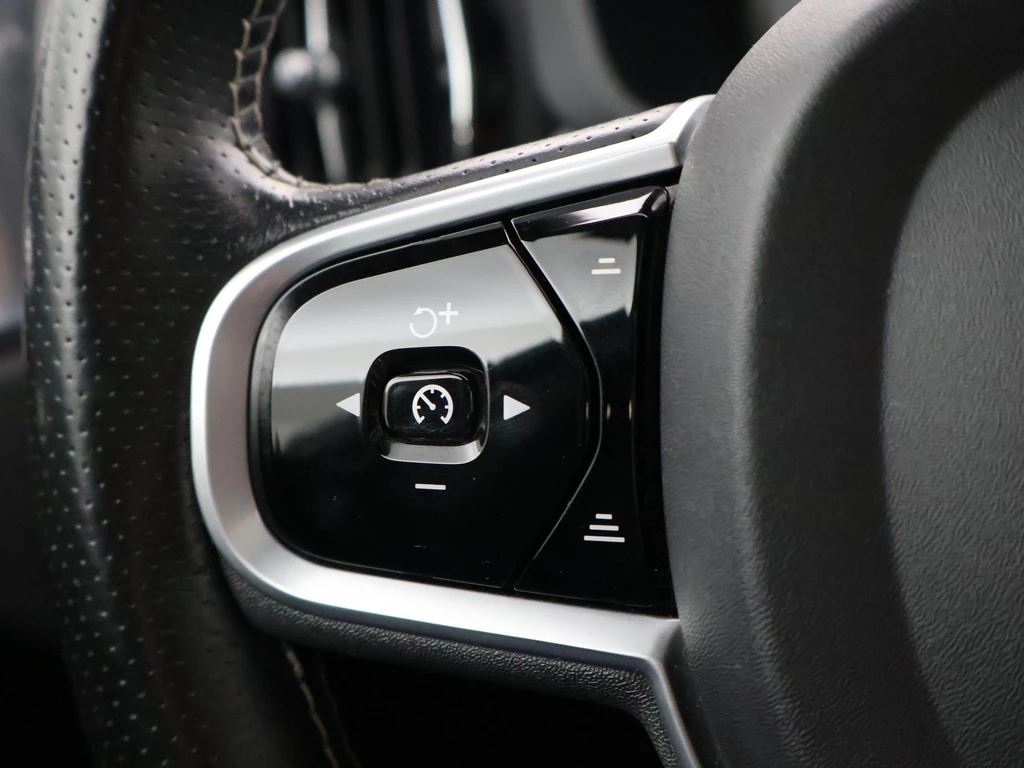 Volvo XC60 – foto 33