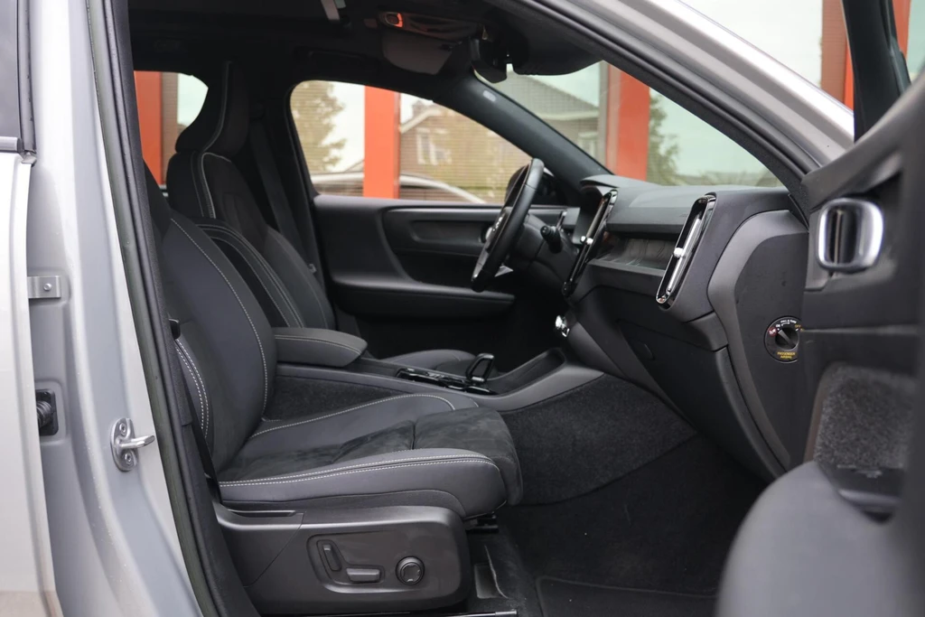 Volvo XC40 – foto 28