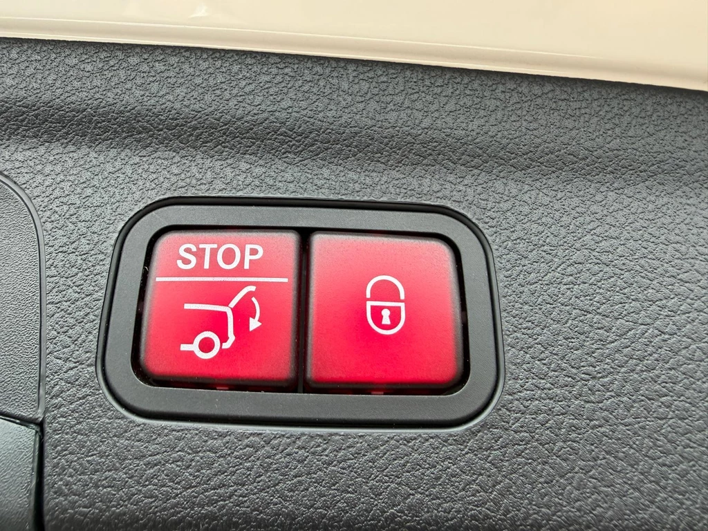 Mercedes-Benz GLE – foto 21