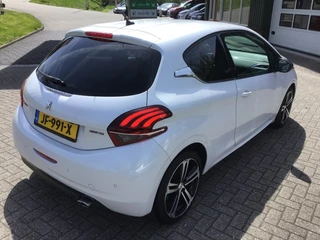 Peugeot 208 – thumbnail 4