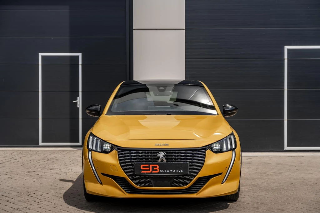 Peugeot 208 – foto 8