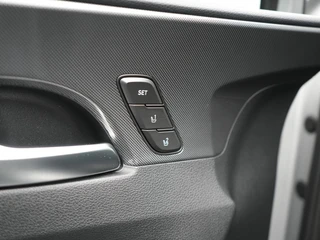 Hyundai Santa Fe – thumbnail 18