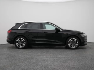 Audi e-tron – thumbnail 12