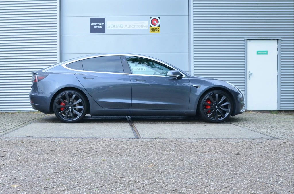 Tesla Model 3 – foto 4