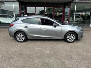 Mazda 3 – thumbnail 4