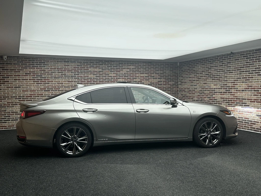 Lexus ES – foto 7