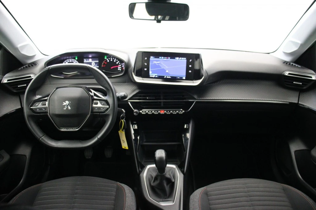 Peugeot 208 – foto 11