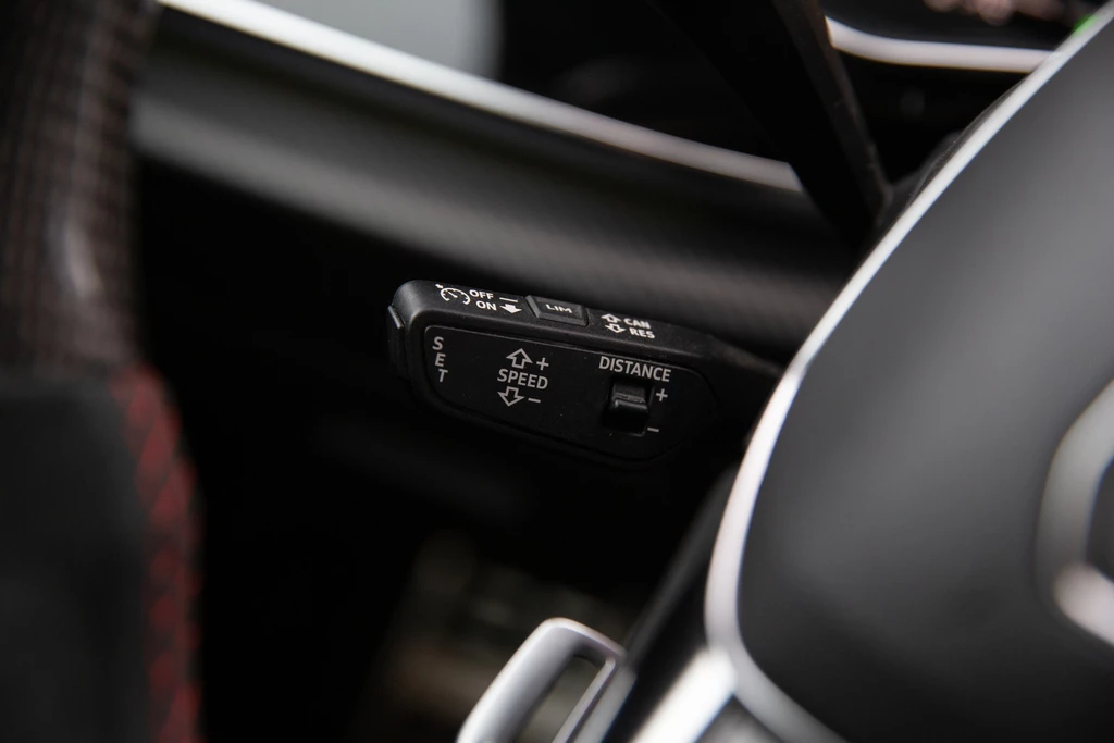 Audi RSQ8 – foto 20