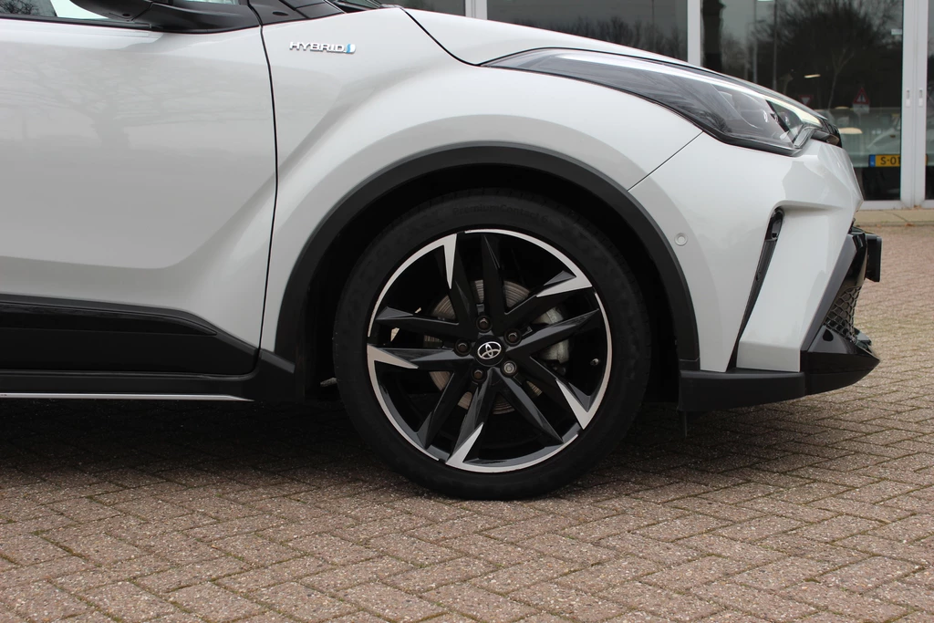 Toyota C-HR – foto 16