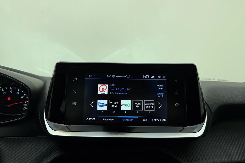 Peugeot 208 – foto 23