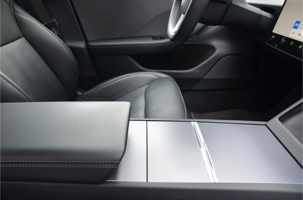 Tesla Model 3 – foto 9