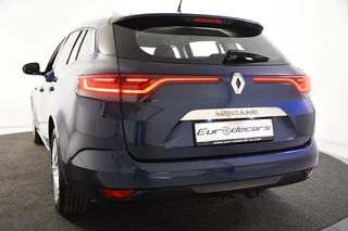 Renault Mégane Estate – thumbnail 8