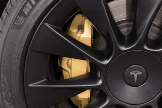 Tesla Model Y – thumbnail 8