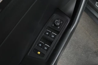 Volkswagen T-Roc – thumbnail 13