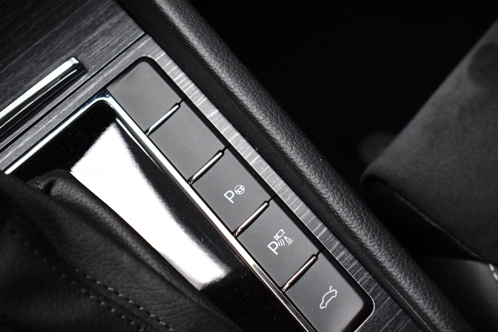 Škoda Superb – foto 38