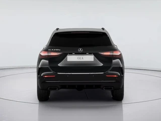 Mercedes-Benz GLA – thumbnail 3