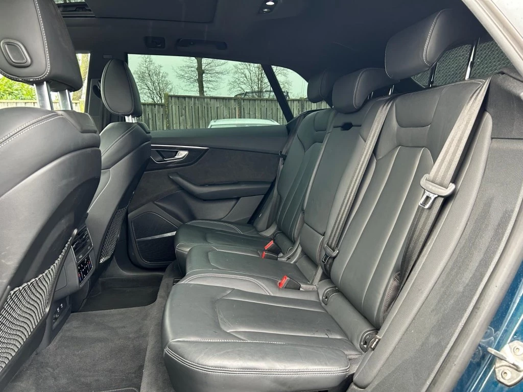 Audi Q8 – foto 11
