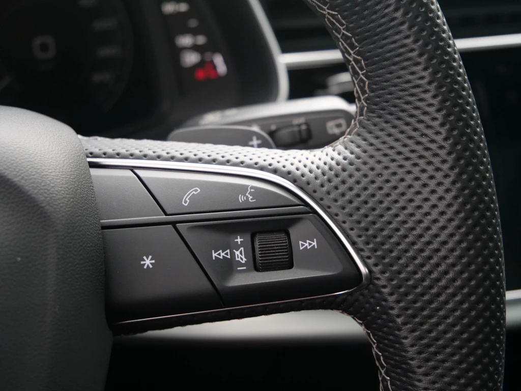 Audi Q8 – foto 21