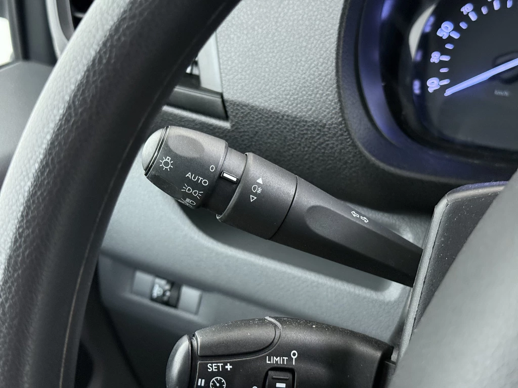 Opel Vivaro – foto 28