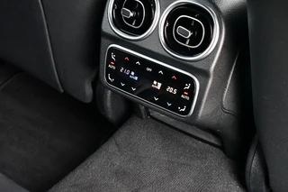 Mercedes-Benz C-Klasse – thumbnail 44