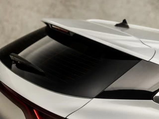 Renault Megane E-Tech – thumbnail 31