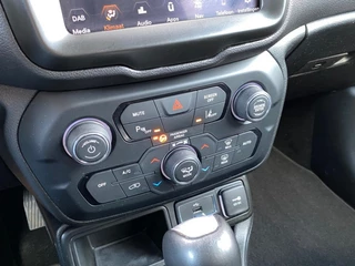 Jeep Renegade – thumbnail 20