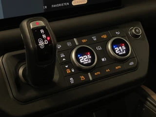 Land Rover Defender – thumbnail 28