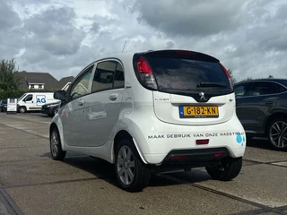 Peugeot iOn – thumbnail 3