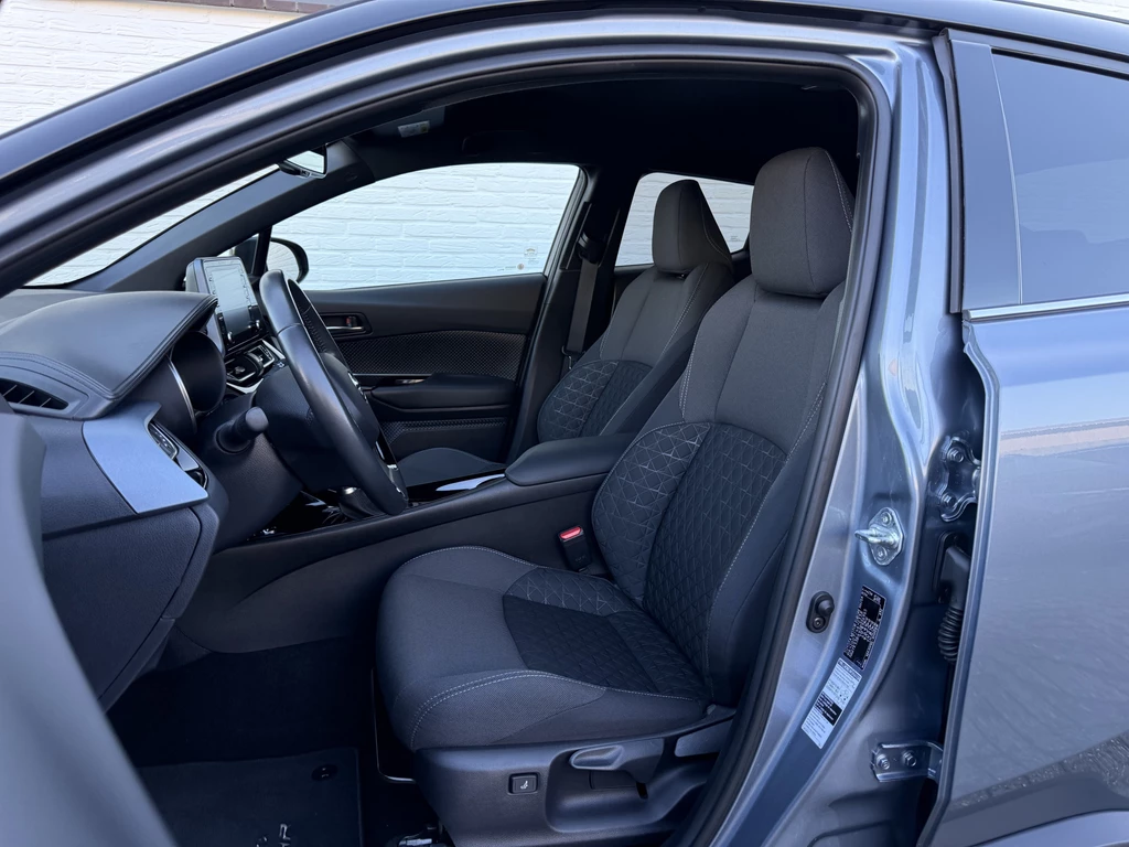Toyota C-HR – foto 28