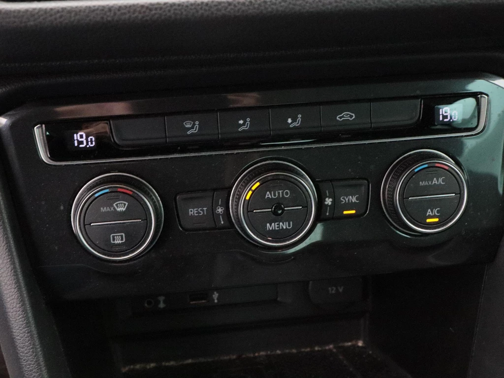 Volkswagen Tiguan – foto 11