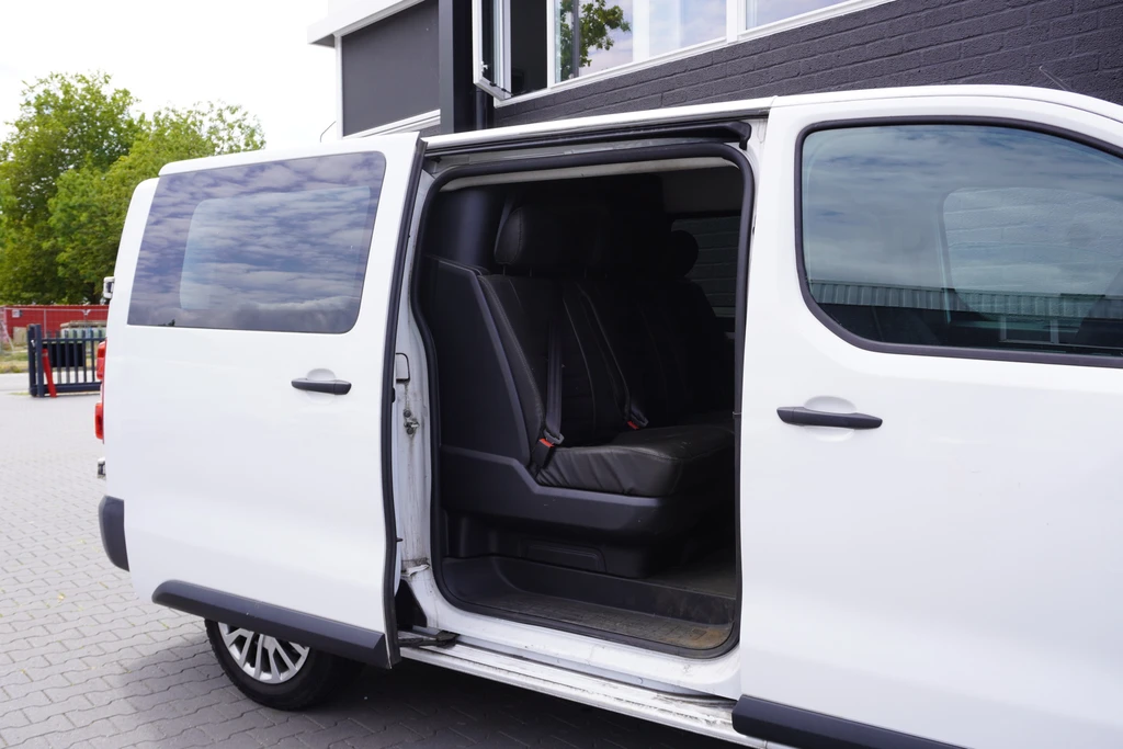 Opel Vivaro – foto 9
