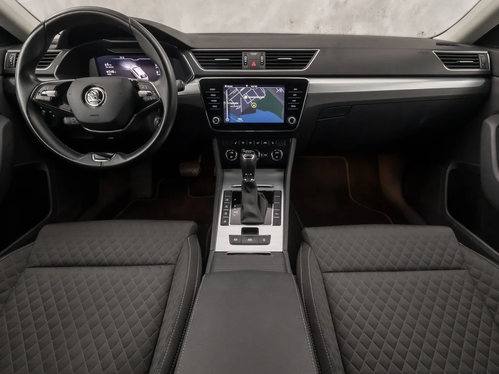 Škoda Superb – foto 8