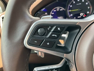 Porsche Cayenne – thumbnail 35