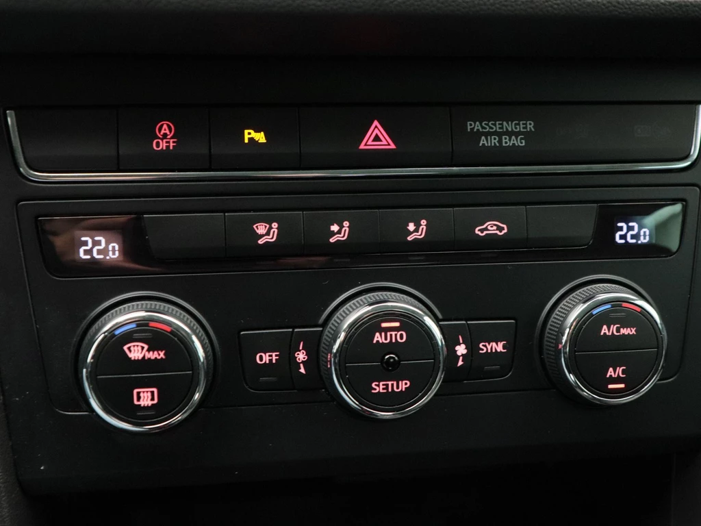 SEAT Leon – foto 28