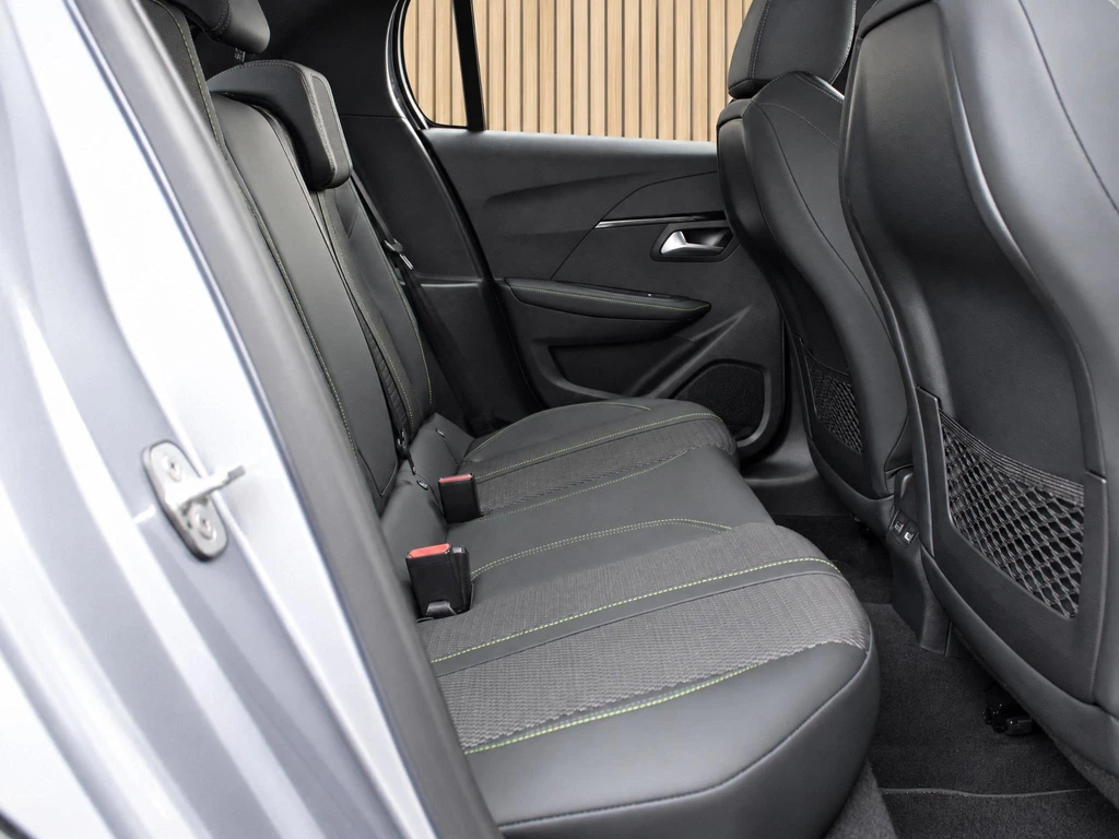 Peugeot 208 – foto 13