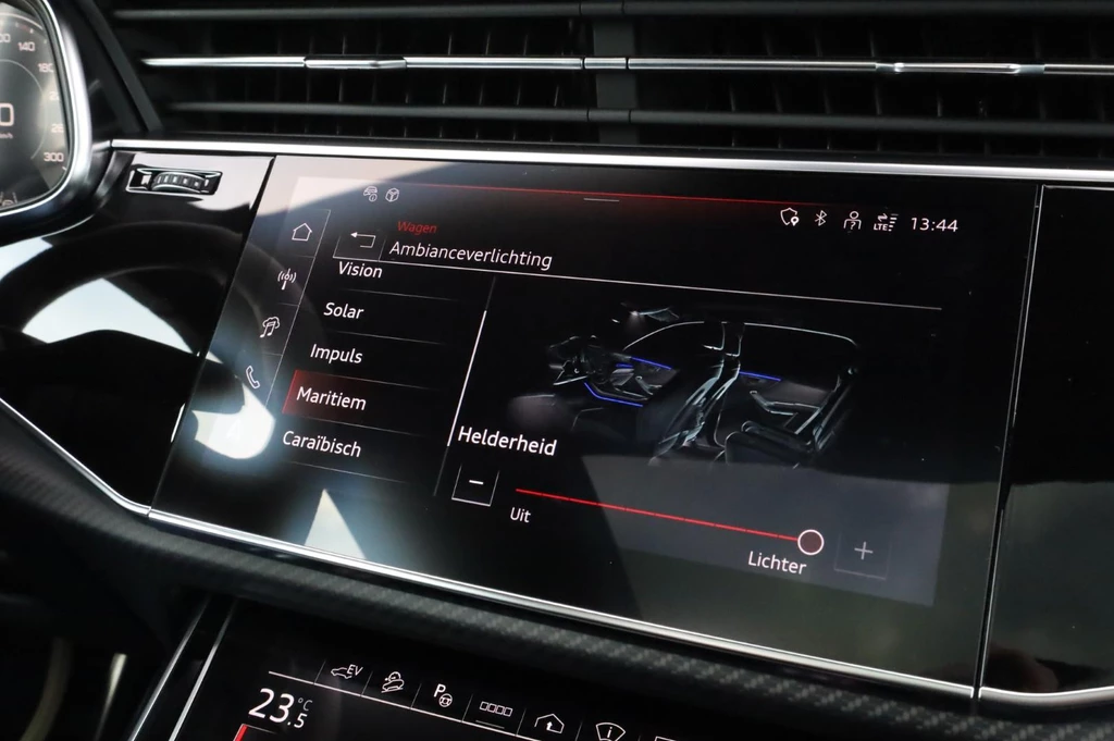 Audi Q8 – foto 36