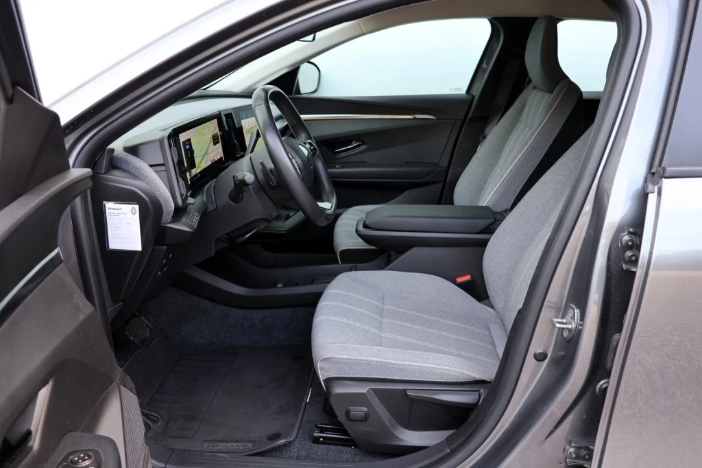 Renault Megane E-Tech – foto 8