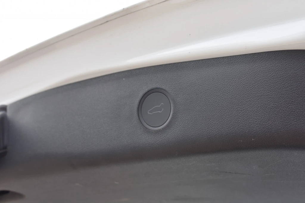Tesla Model 3 – foto 11