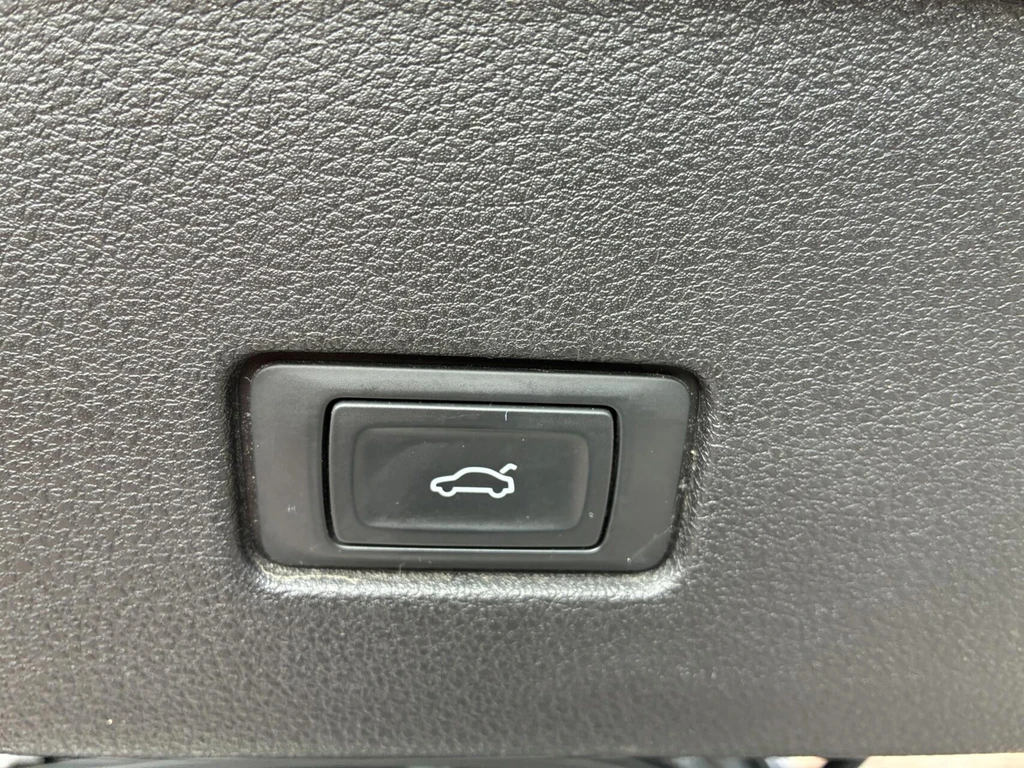 Audi Q8 – foto 32