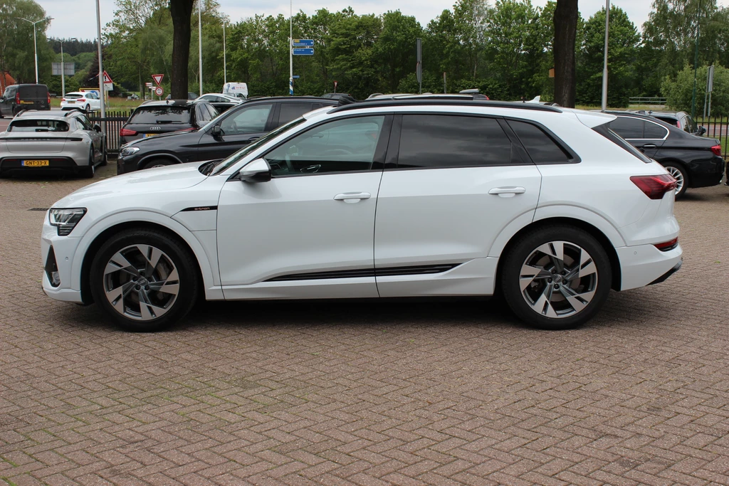 Audi e-tron – foto 2