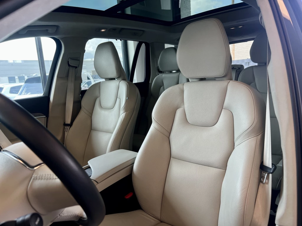 Volvo XC90 – foto 32