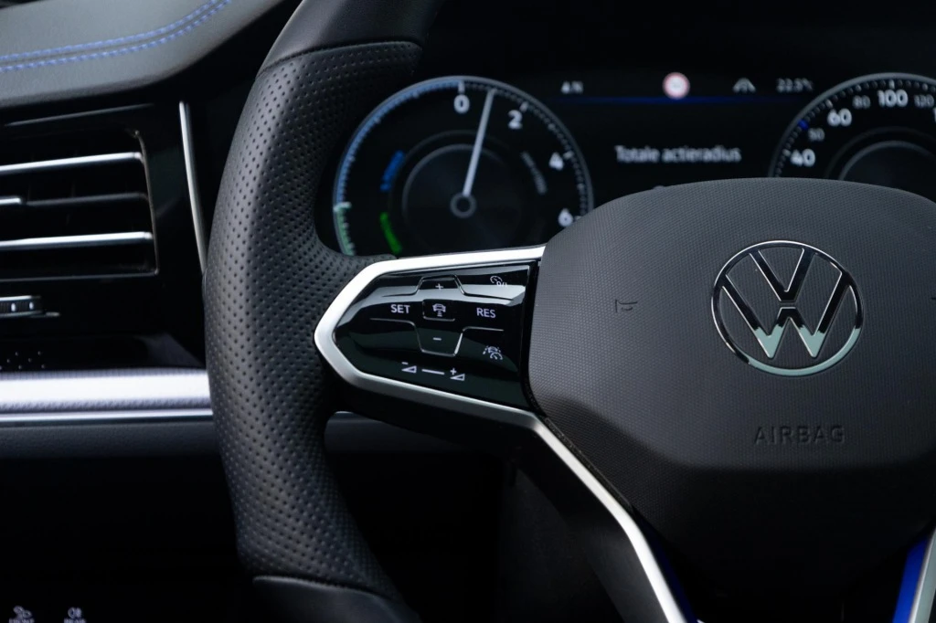 Volkswagen Touareg – foto 16