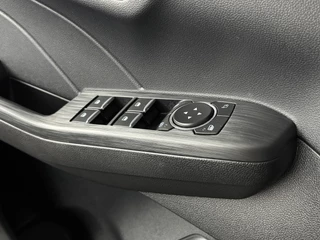 Ford Kuga – thumbnail 16