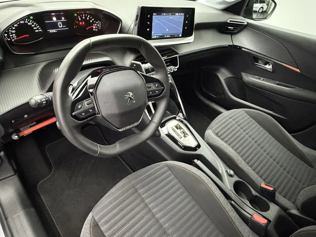 Peugeot 208 – foto 9
