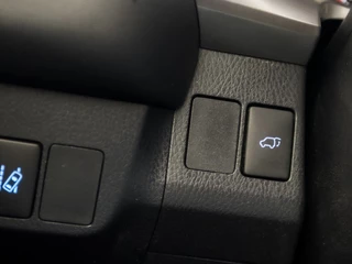 Toyota RAV4 – thumbnail 25