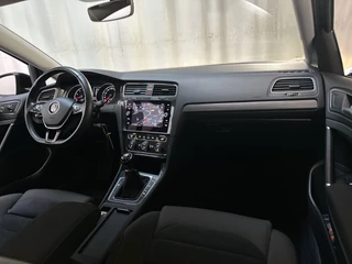 Volkswagen Golf – thumbnail 9